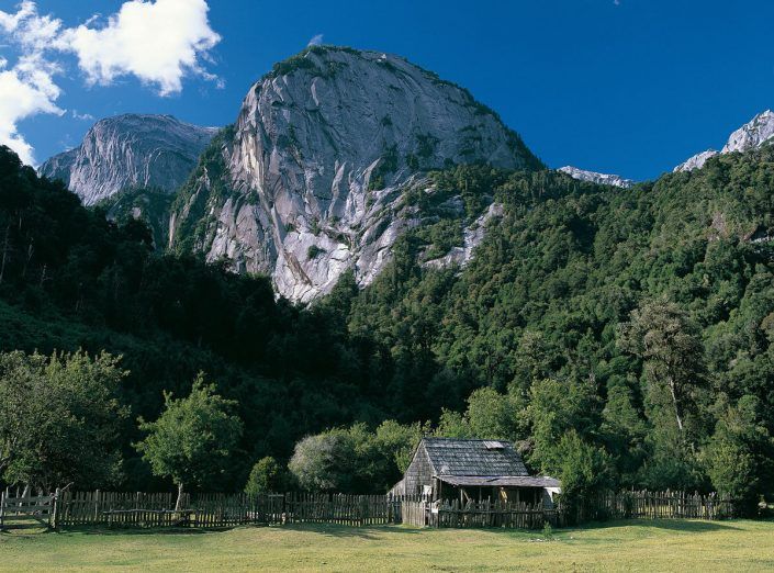 Cochamó, Columpios y Cascada La Escondida